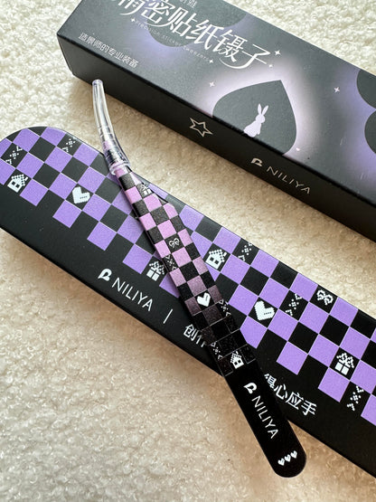 NILIYA Checkboard Dolphin&Feather